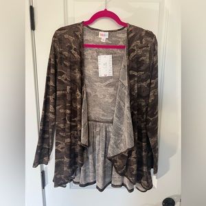 New LulaRoe Nanette Sweater Overlay- S